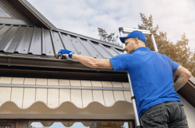 gutter cleaning in longview